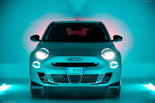 2024-600-hybrid-fiat-1zr6vlllllm0kcgtp5awpvi