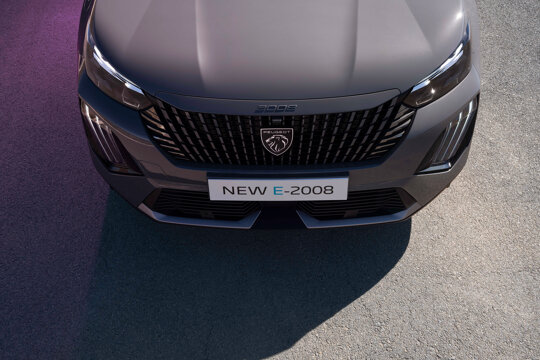 PEUGEOT_E-2008_Bouwman Peugeot Ommen (6)