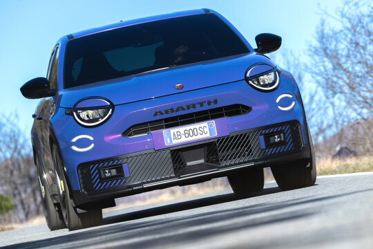 Abarth 600E Turismo Scorpion Auto Bouwman Ommen (6)