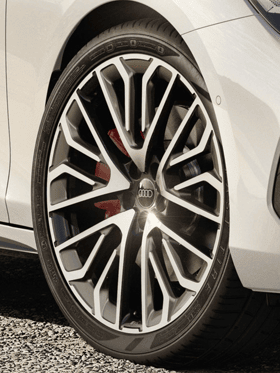 Vooriwel A6 Limousine e-hybrid