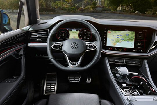 Volkswagen-Touareg-interieur-cockpit