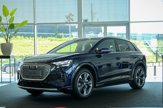 Audi-Q4-e-tron-zakelijk-lease