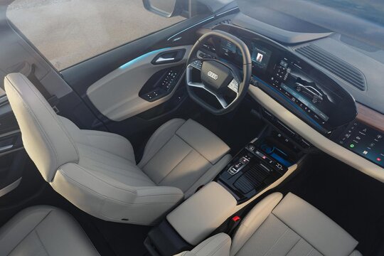 interieus-Audi-Q6-etron