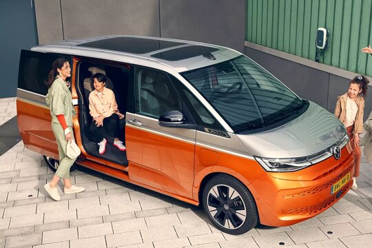 Volkswagen-Bedrijfswagens-Elektrische-en-Hybride-Bedrijfswagens-Modellen-Multivan-eHybrid