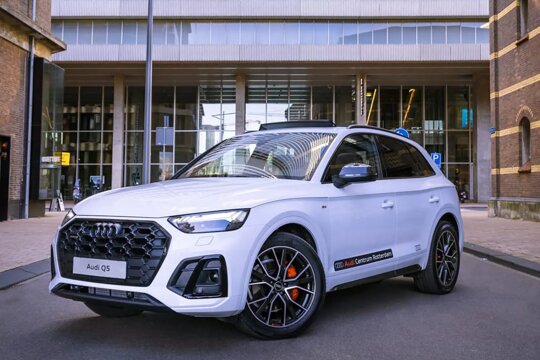 Audi-Q5-TFSI-e-plug-in-hybride-Rotterdam