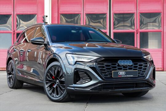 AudiQ8-e-tron