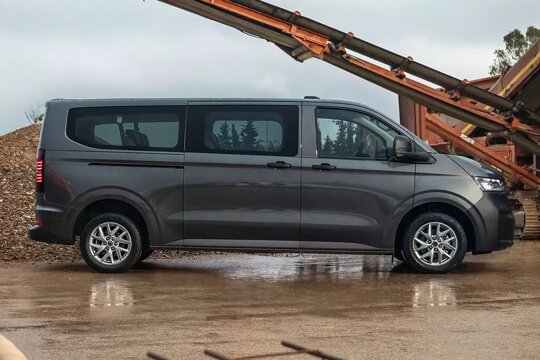Volkswagen-Bedrijfswagens-Elektrische-en-Hybride-Bedrijfswagens-Modellen-Transporter-Kombi-eHybrid