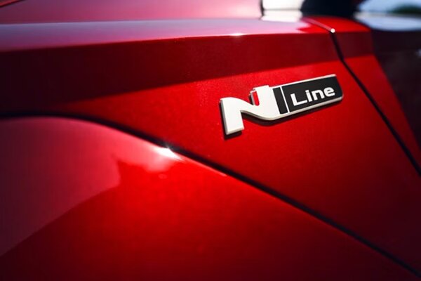 N Line-badge Hyundai i30 Wagon N-Line 2024