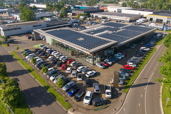 Bovenaanzicht Autogroep Twente Hengelo