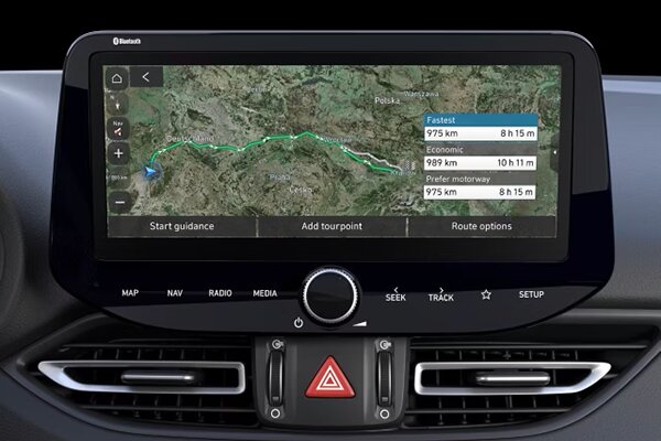 Connected Routing & LIVE Services Hyundai i30 2024