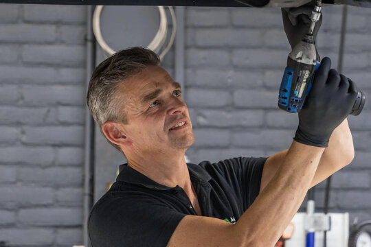 1e Autotechnicus met Hyundai overall