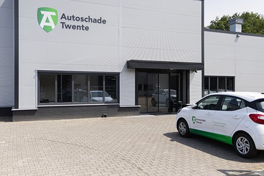 Autoschade Twente buitenkant pand 2024