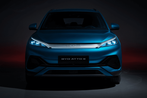 Voorkant BYD ATTO 3