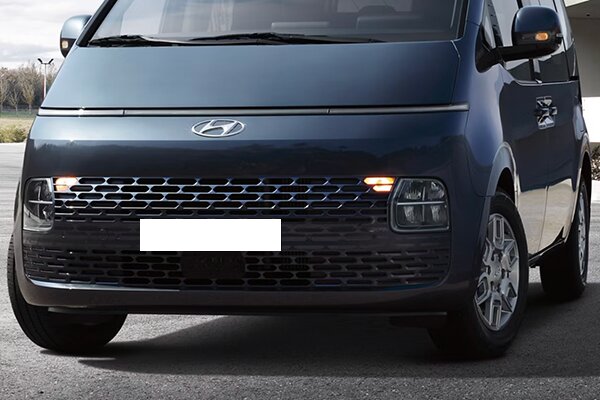 Hyundai Staria detail grill