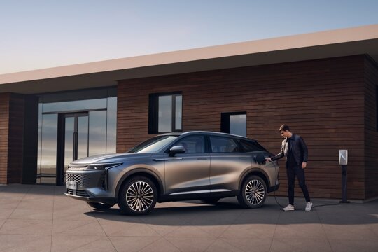 omoda-9-shs-p-key-visual-wagen-opladen groot