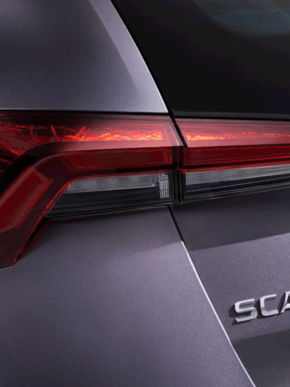 Scala_lights_back_f997f374