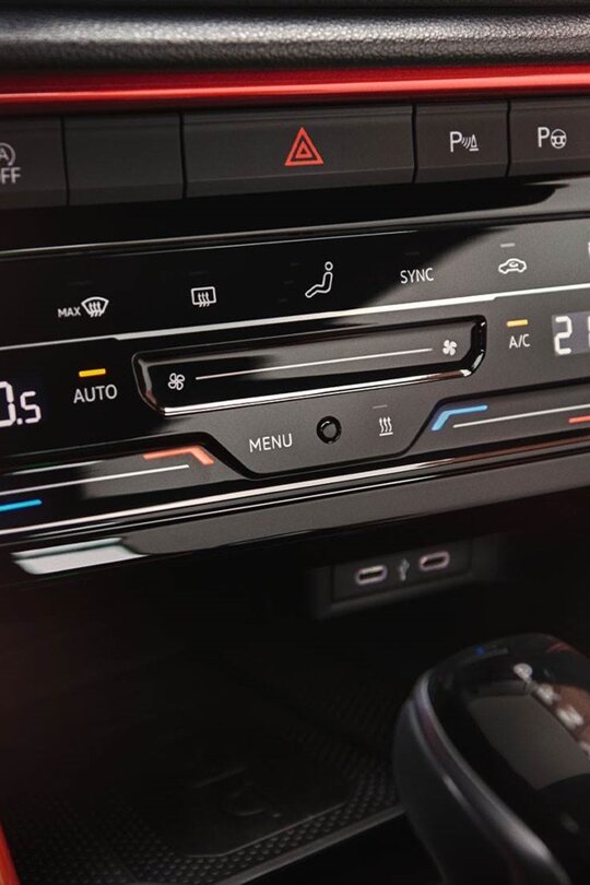 Volkswagen_T_Roc_Cabrio_airco_responsive_xxl