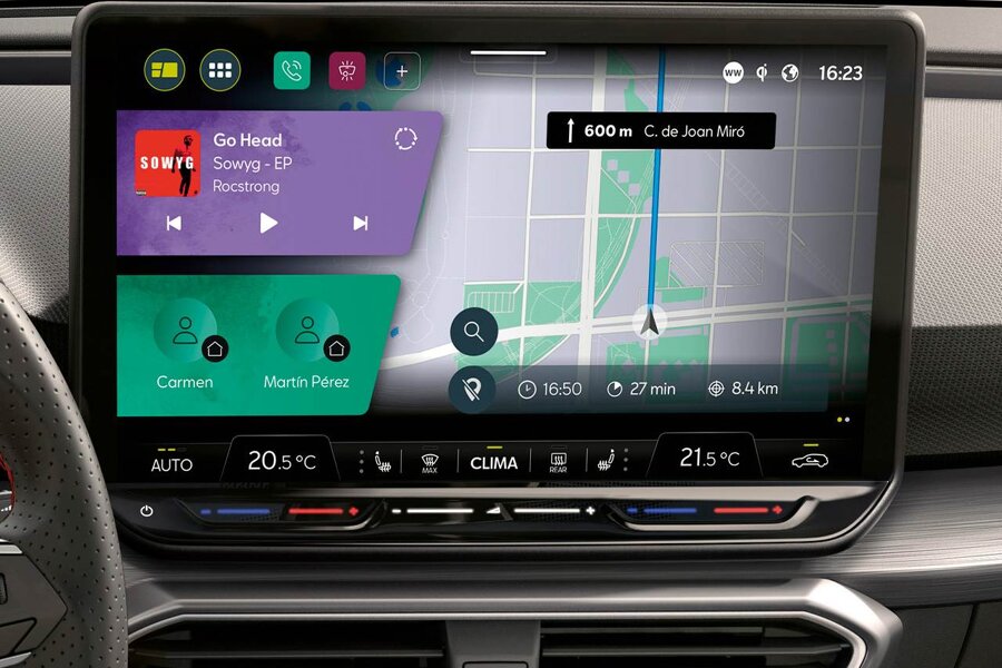 SEAT_Leon_interieur_groot_scherm_v2