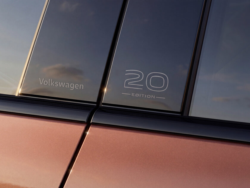 db2026au00579 (1)