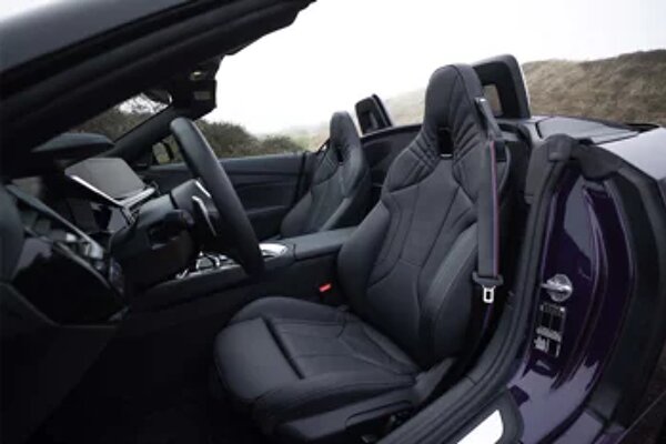 bmw-z4-interieur-stoelen.jpg
