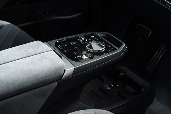 interieur-ix-drive-controller