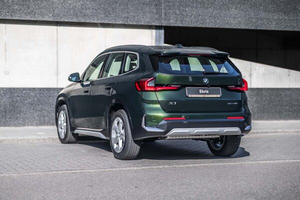 bmw-x1-groen-achterkant-ekris