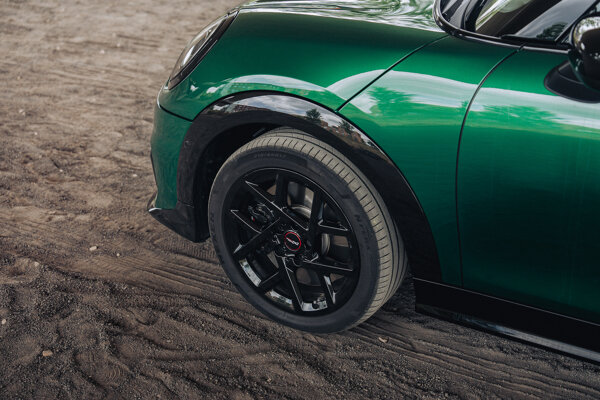 Foto's MINI Cooper 3 Deurs Groen Skatepark-43