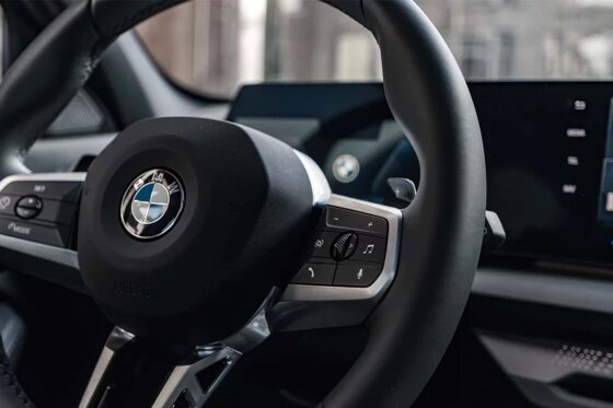 bmw-1-serie-interieur-stuur-ekris.jpg