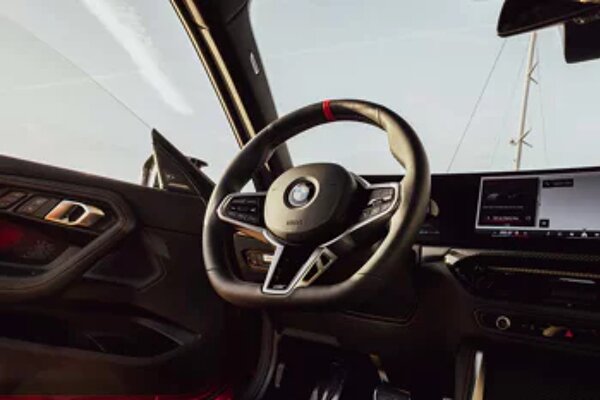 bmw-2-serie-coupe-interieur-stuurwiel.jpg