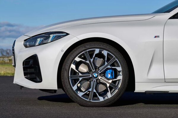bmw-4-serie-cabrio-wit-zijkant-velgen.jpg