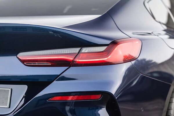 bmw-8-serie-gran-coupe-blauw-achterlicht-1520x1014.jpg