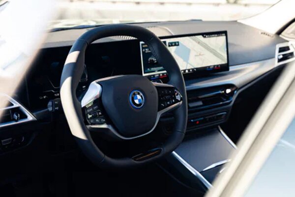 bmw-i4-pure-edition-14