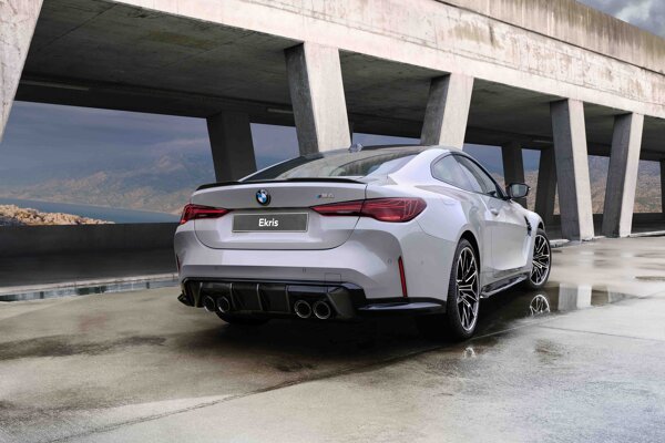 M4-coupe-achterkant