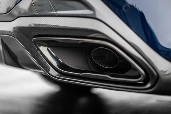 bmw-8-serie-gran-coupe-blauw-uitlaat-1520x1014.png
