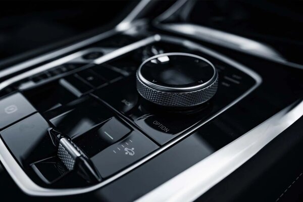 bmw-x6-interieur-middenconsole-ekris.jpg
