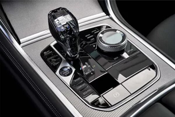 bmw-8-serie-gran-coupe-interieur-midden-console-1040x694.jpg