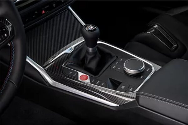bmw-m2-interieur-zwart-versnelling-handgeschakeld-ekris.jpg
