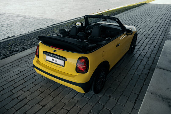 Geel Cabrio-28