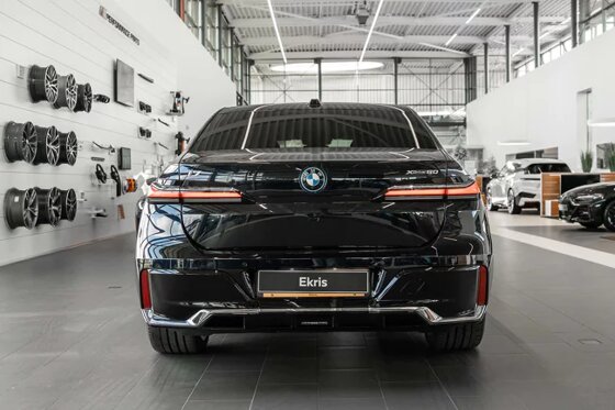 bmw i7 - achterzijde