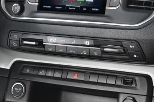 opel_zafira - climate control