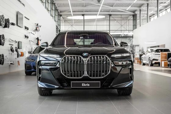 bmw i7 - voorzijde