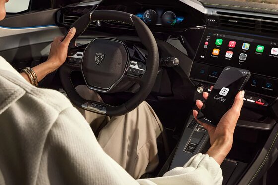 de-nieuwe-peugeot-e-408-connectiviteit