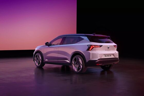 Scenic rear