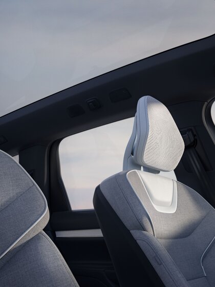 305715_Volvo_EX90