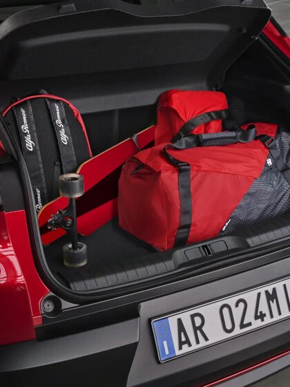 alfa-romeo-junior-electric-1-4
