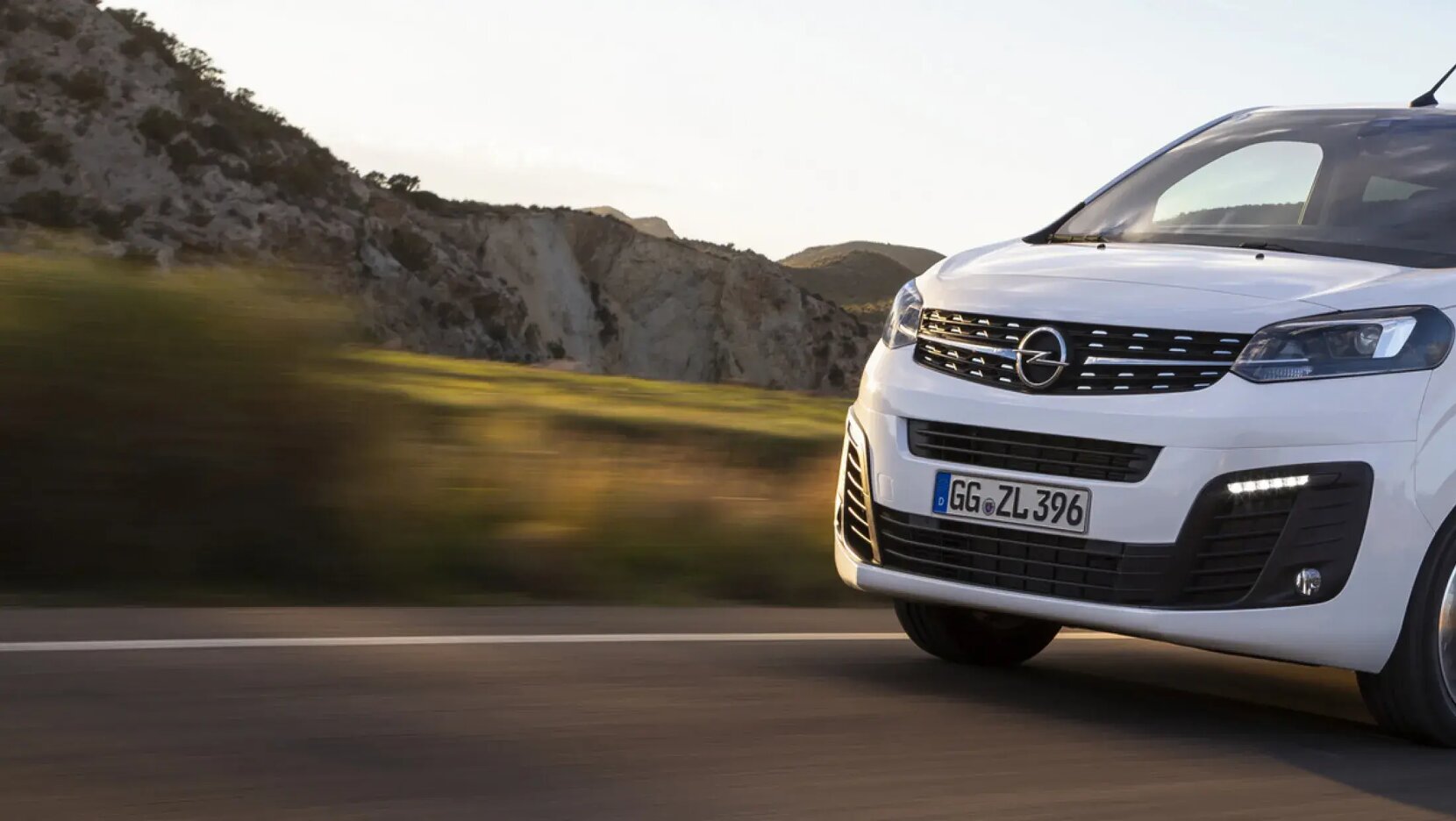 Opel Zafira.jpeg