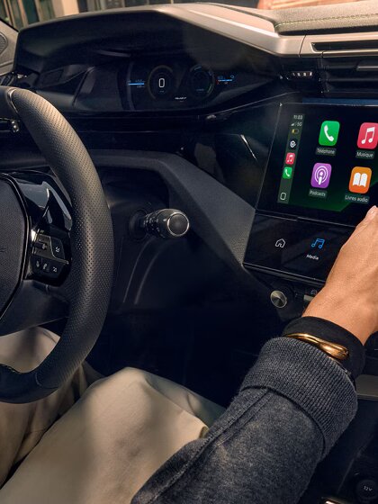 E308_GALLERY_INTERIOR_1_D_1920x1080_