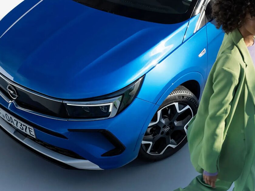 Grandland-plug-in-Hybrid-1-1