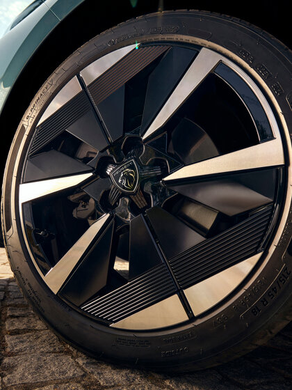 PEUGEOT_E308SW_2508GG_330_FR