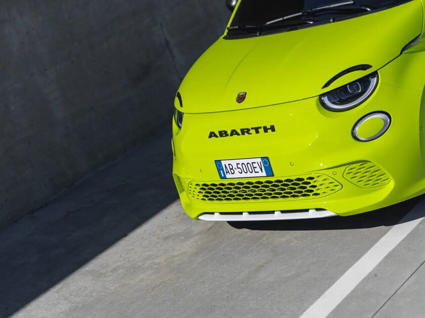 abarth-500e-1-6